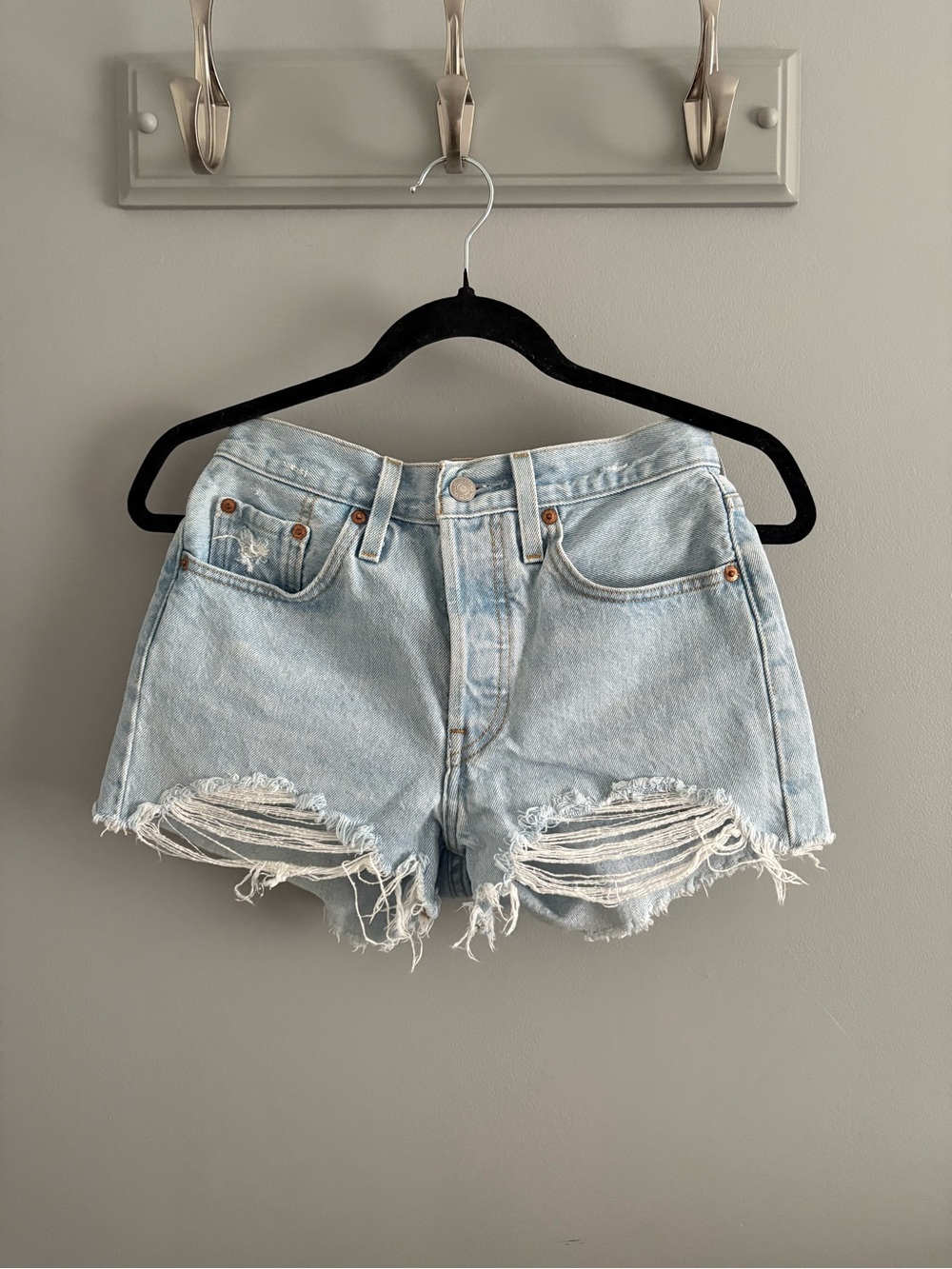 Levis Light Wash Jean/Denim Shorts